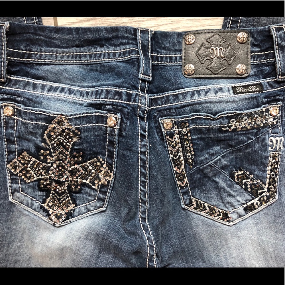NWOT Miss Me Curvy Straight Leg Jeans